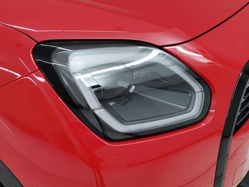 Used 2025 MINI Cooper Countryman S w/ Comfort Package Max image 3