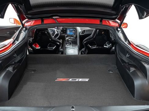 Used 2015 Chevrolet Corvette Z06 w/ 3LZ Preferred Equipment Group image 23