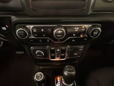 Used 2023 Jeep Wrangler Unlimited Sport AWD/4WD image 20