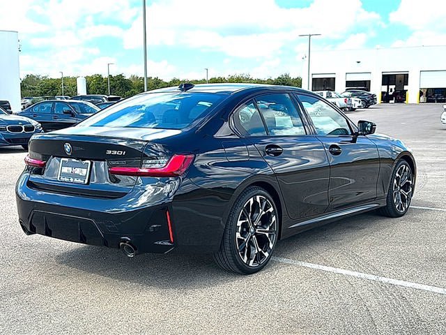 New 2026 BMW 330i Sedan w/ M Sport Package RWD image 39
