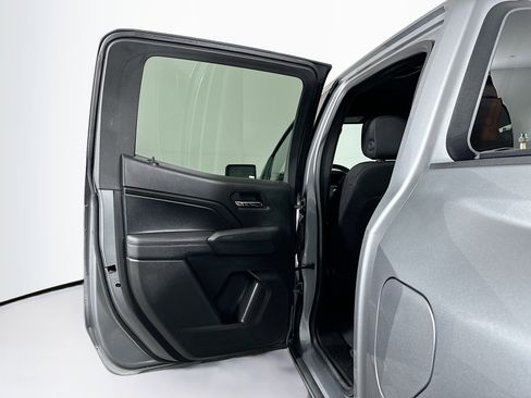 Used 2023 Chevrolet Colorado LT w/ LT Convenience Package image 26