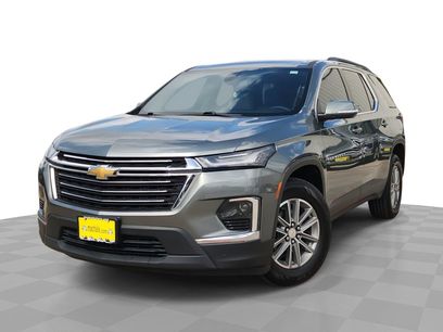 Used 2023 Chevrolet Traverse LT