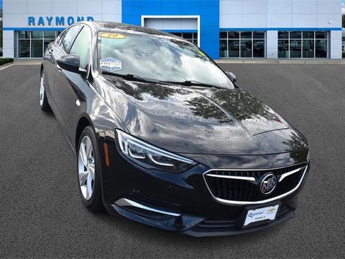 Used 2019 Buick Regal Preferred w/ Sights and Sounds Package image 9