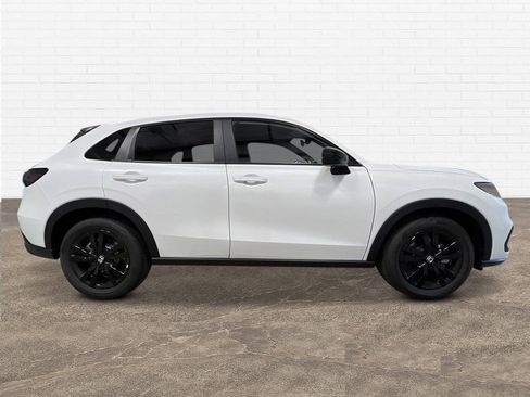 New 2026 Honda HR-V Sport image 7