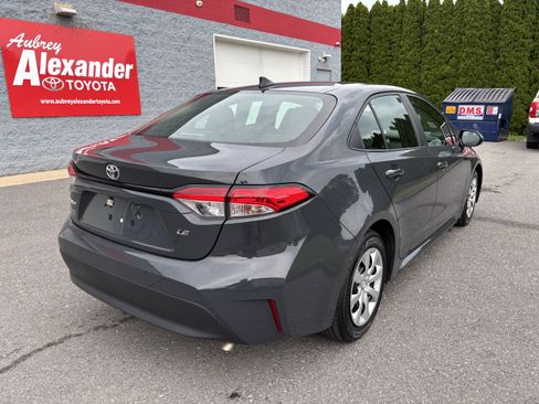Certified 2024 Toyota Corolla LE FWD image 3