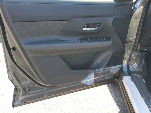 New 2026 Nissan Kicks SV w/ Cold Weather Package FWD image 10