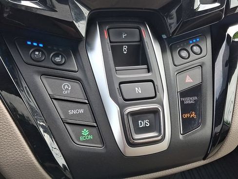 Used 2019 Honda Odyssey Elite image 16