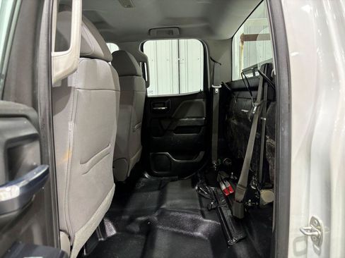 Used 2016 Chevrolet Silverado 3500 W/T AWD/4WD image 13