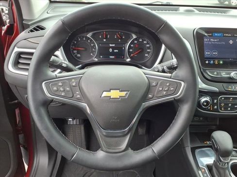 Used 2024 Chevrolet Equinox Premier image 20