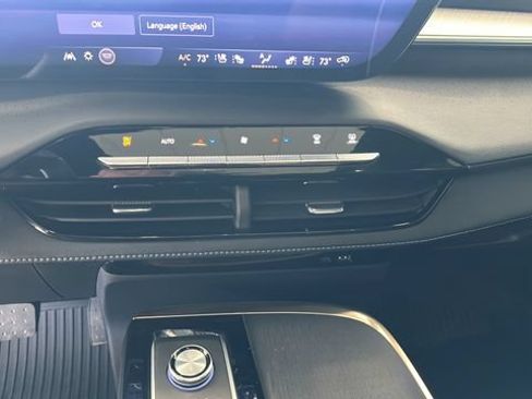 Used 2026 Buick Enclave Avenir w/ Super Cruise Package AWD/4WD image 14