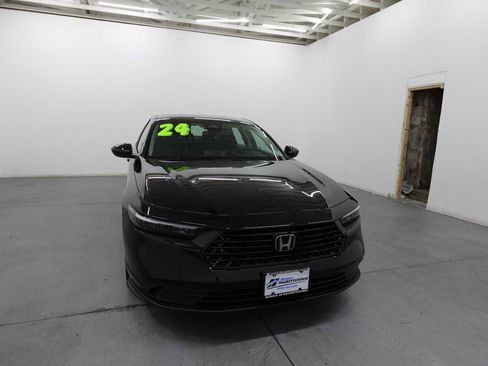 Certified 2024 Honda Accord LX image 3