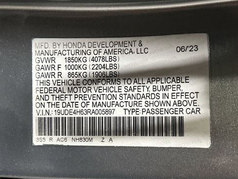 Used 2024 Acura Integra A-Spec FWD image 31