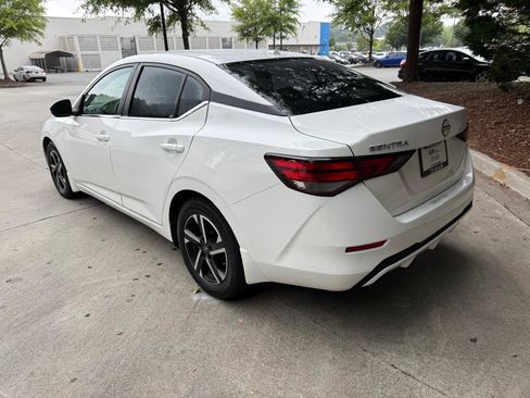 Used 2024 Nissan Sentra SV FWD image 7