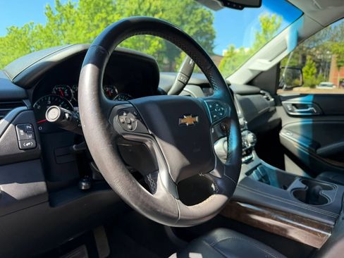 Used 2015 Chevrolet Tahoe LT AWD/4WD image 11