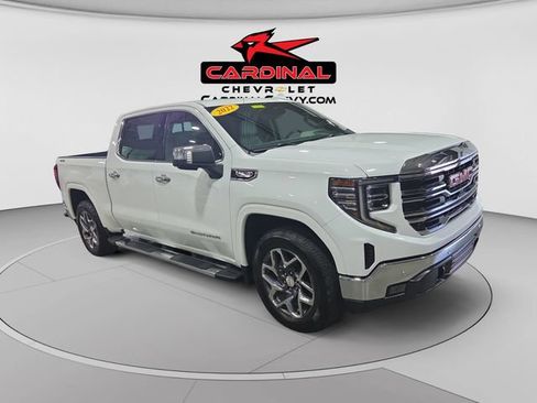 Used 2022 GMC Sierra 1500 SLT w/ SLT Premium Plus Package AWD/4WD image 1