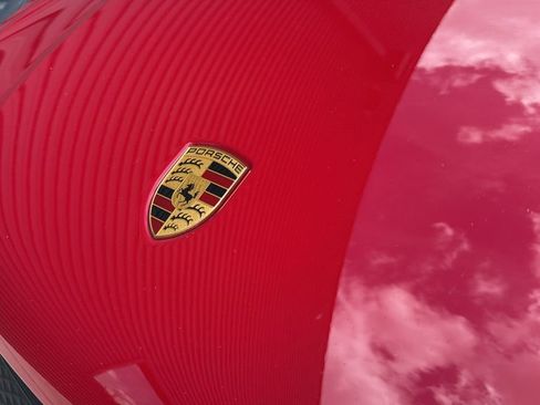 Certified 2023 Porsche Macan w/ Premium Package Plus image 24