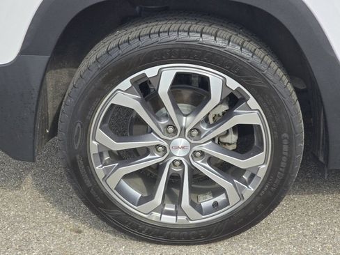 Used 2018 GMC Terrain SLT w/ Preferred Package FWD image 10