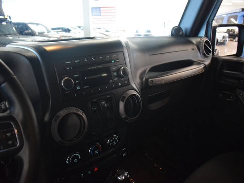 Used 2014 Jeep Wrangler Sport w/ Quick Order Package 24S AWD/4WD image 89