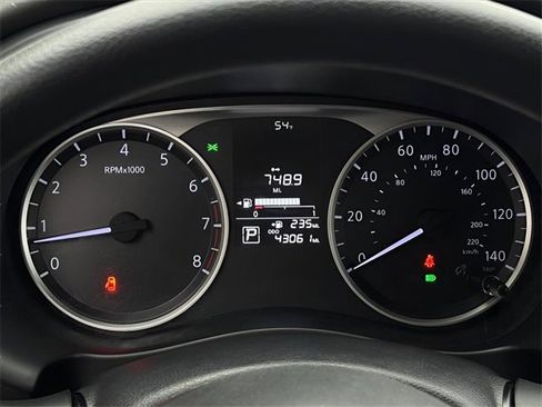 Used 2022 Nissan Kicks S image 22