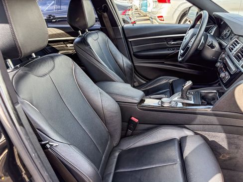 Used 2018 BMW 330i Sedan image 16