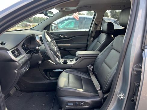 Used 2023 GMC Acadia SLT w/ Elevation Edition image 20