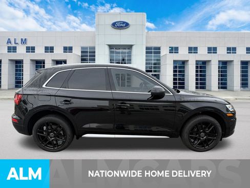 Used 2020 Audi Q5 2.0T Premium w/ Convenience Package AWD/4WD image 4