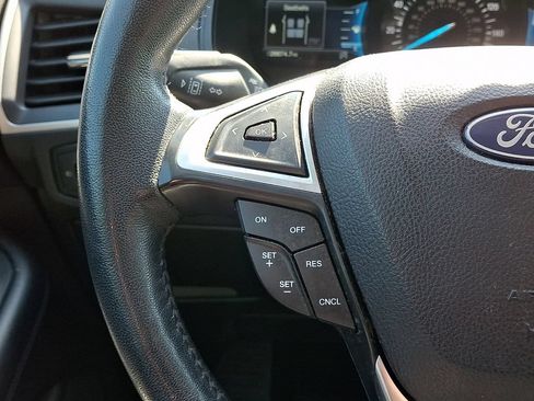 Used 2022 Ford Edge SEL w/ Convenience Package AWD/4WD image 22