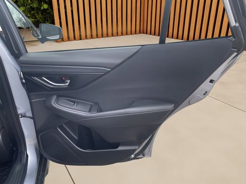 Used 2025 Subaru Outback Premium w/ Popular Package #1A image 14