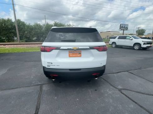 Used 2024 Chevrolet Traverse LT AWD/4WD image 7