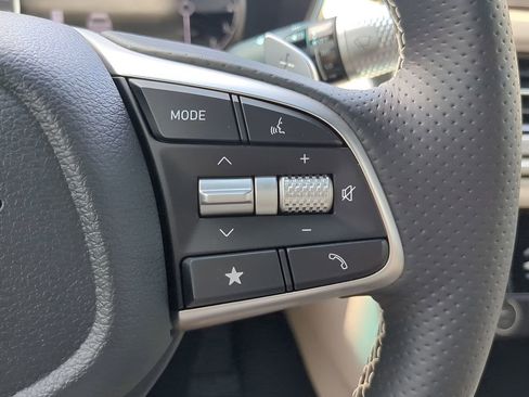 New 2026 Genesis G70 2.5T image 23