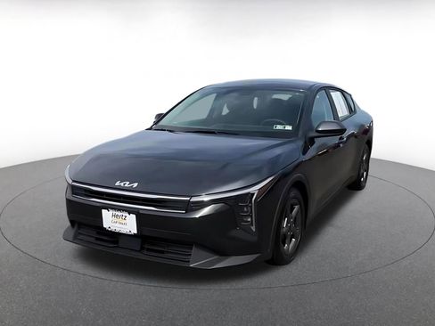 Used 2025 Kia K4 LXS image 6