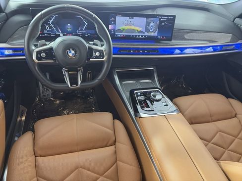 Used 2024 BMW 740i RWD image 21