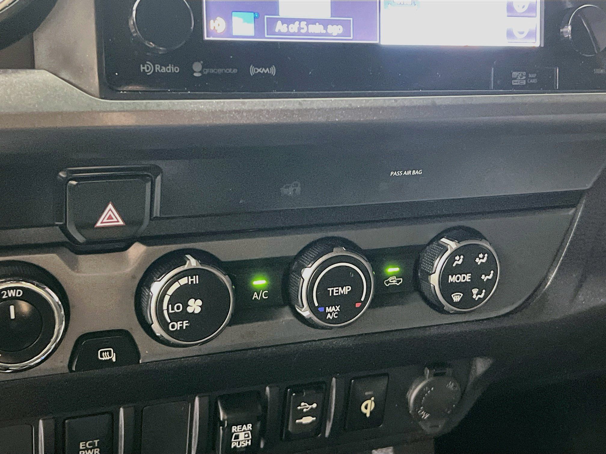Used 2019 Toyota Tacoma TRD Off-Road AWD/4WD image 26