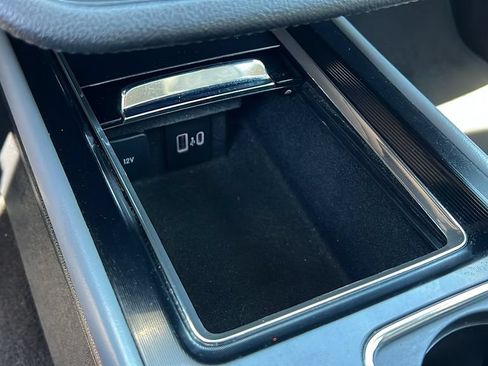 Certified 2022 Lincoln Corsair FWD w/ Premium Package image 17
