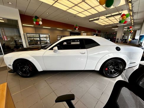 Used 2022 Dodge Challenger SRT Hellcat Redeye image 7