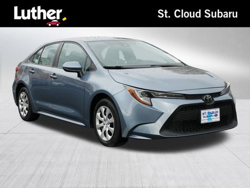 Used 2021 Toyota Corolla LE image 1