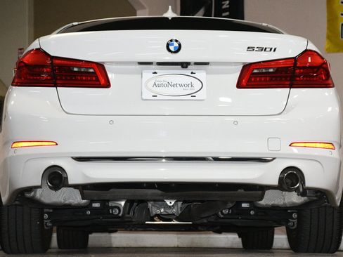 Used 2020 BMW 530i w/ Premium Package RWD image 82