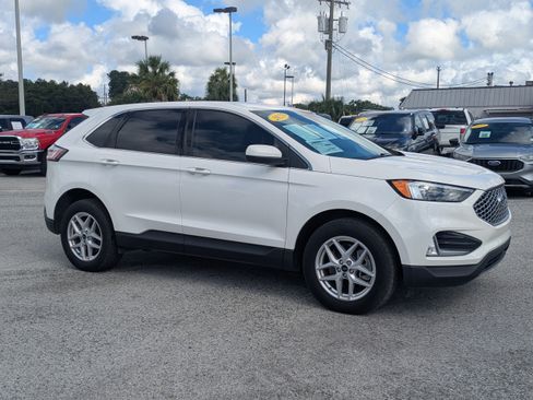 Used 2023 Ford Edge SEL w/ Convenience Package AWD/4WD image 2