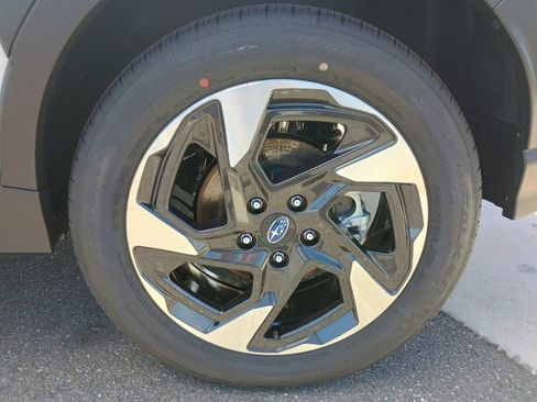 New 2025 Subaru Crosstrek 2.5i Limited w/ Popular Package #3A image 7