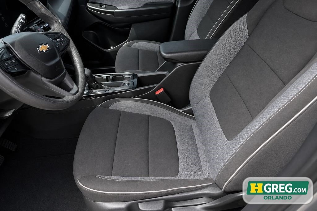 Used 2025 Chevrolet TrailBlazer LS FWD image 10