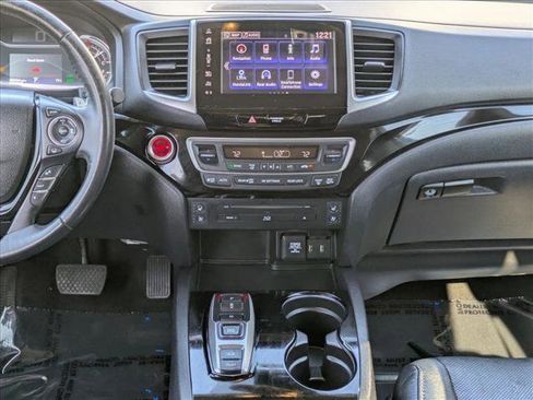 Used 2018 Honda Pilot Elite image 14