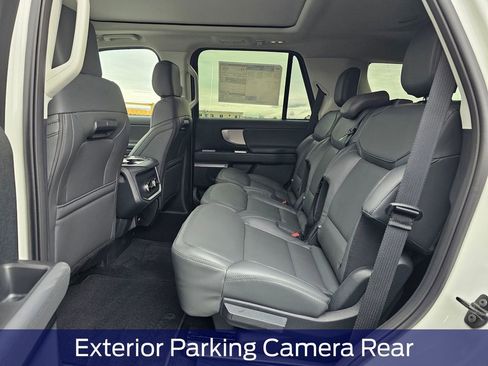 New 2026 Ford Expedition Active AWD/4WD image 15