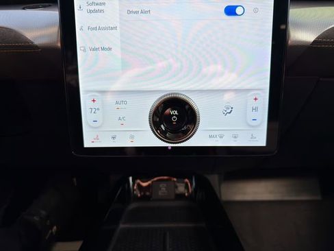 Used 2022 Ford Mustang Mach-E GT image 31