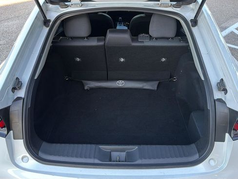 Used 2024 Toyota Prius LE FWD image 13