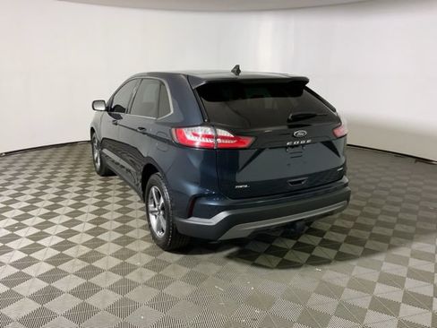 Used 2024 Ford Edge SEL w/ Convenience Package AWD/4WD image 9