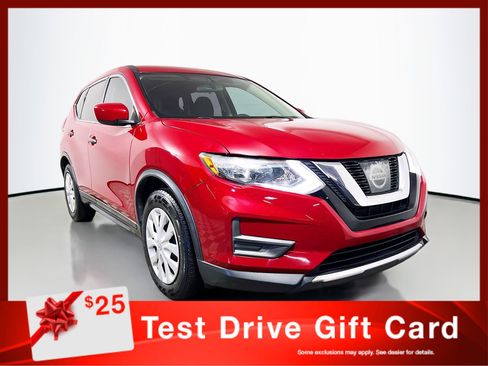 Used 2017 Nissan Rogue S image 1