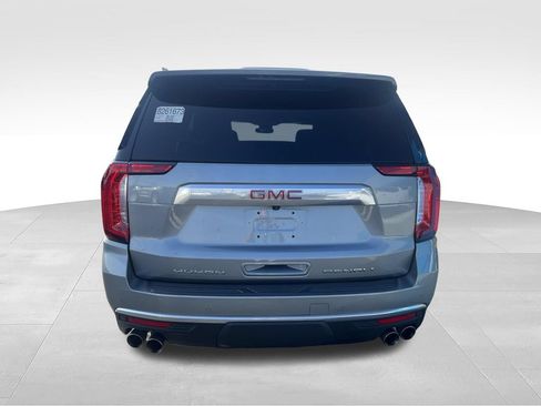 Used 2023 GMC Yukon Denali AWD/4WD image 8