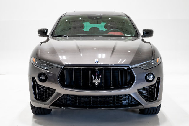 Used 2022 Maserati Levante Modena AWD/4WD image 4