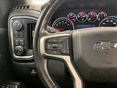 Used 2022 Chevrolet Silverado 1500 LT Trail Boss w/ Convenience Package II AWD/4WD image 17