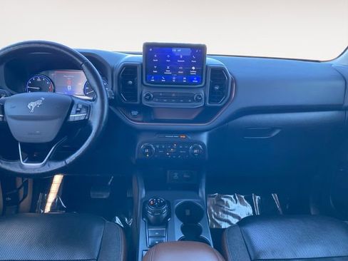 Used 2021 Ford Bronco Sport Outer Banks w/ Outer Banks Package (96D) image 11